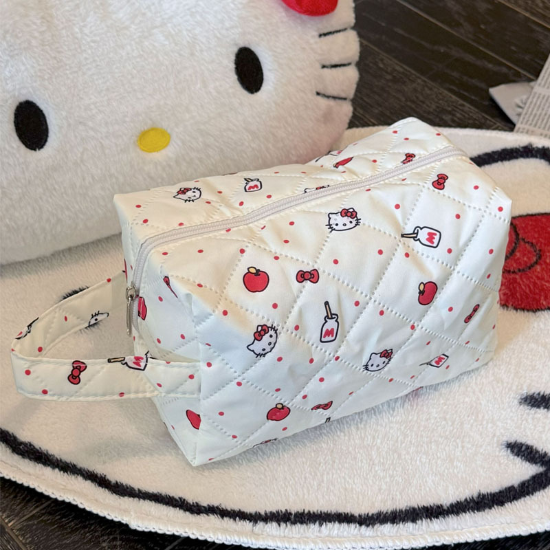 New cute cartoon makeup bag for women, portable, large capacity, high aesthetic value, travel toiletry and skincare storage bag