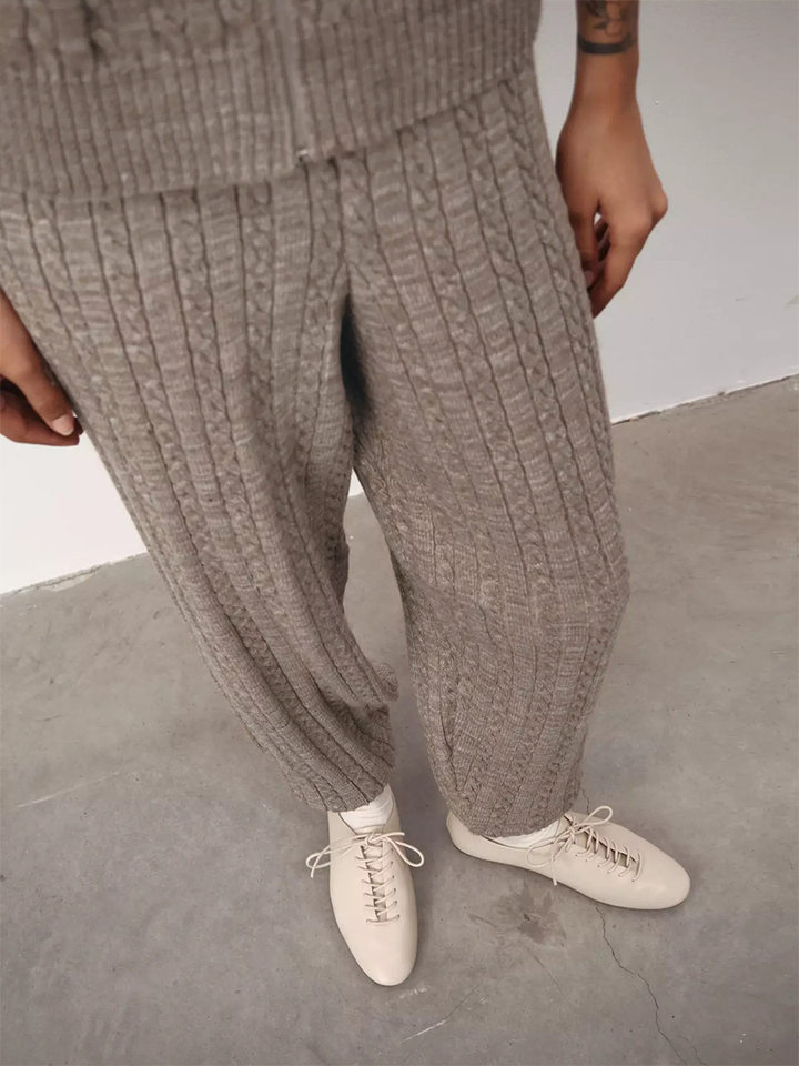 Bộ hai món nữ áo len cardigan cổ bẻ khóa kéo phối quần dài ống đứng, form rộng — Bộ hai mảnh áo len màu hồng, Bộ hai mảnh áo len màu sô cô la, Bộ hai mảnh áo len màu xanh ô liu, Bộ hai mảnh áo len màu xám chi tiết 34