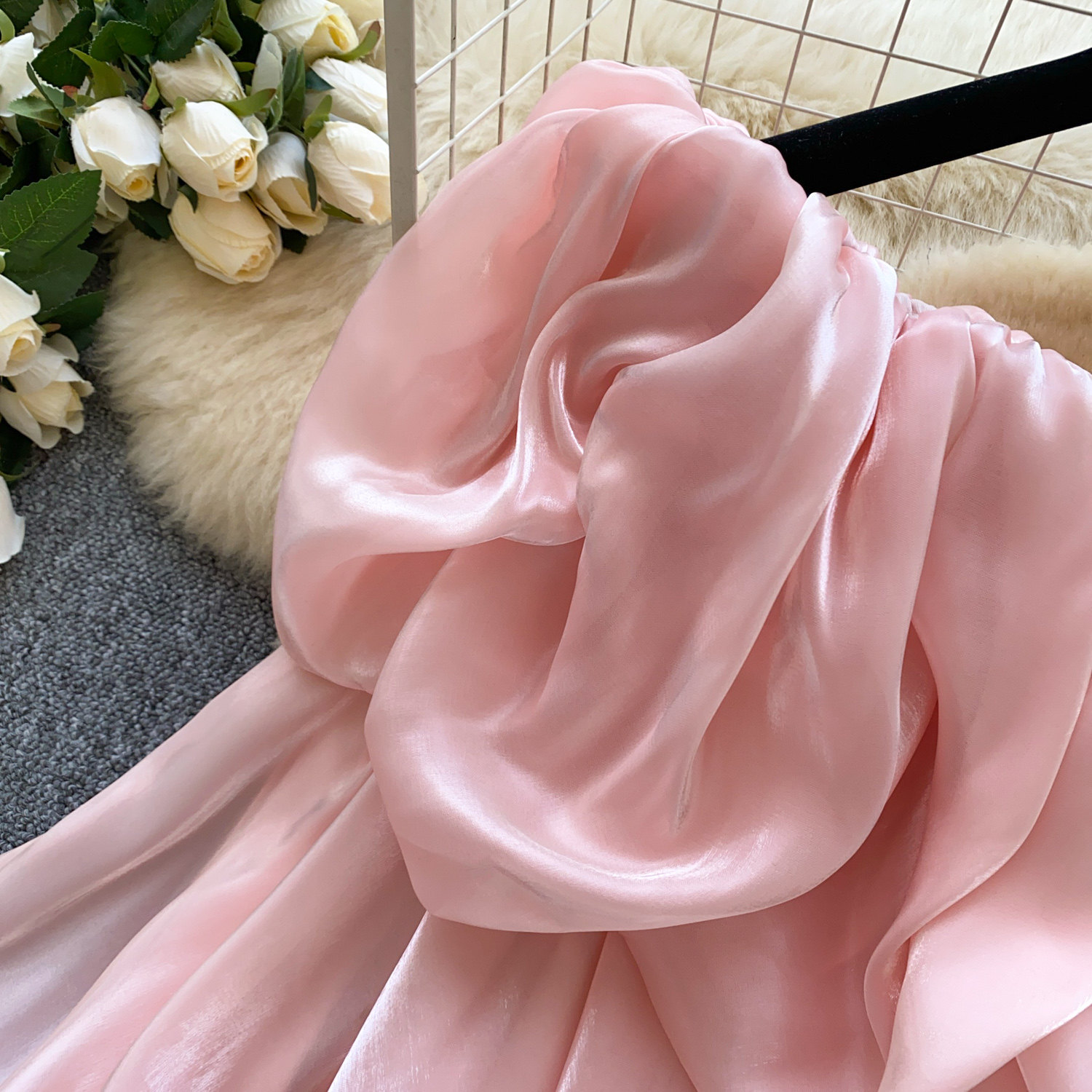 Camicia donna rosa spalle scoperte volant maniche a lanterna_voghion.com