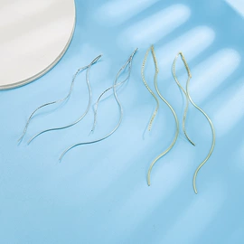 耳钉;项链;手链