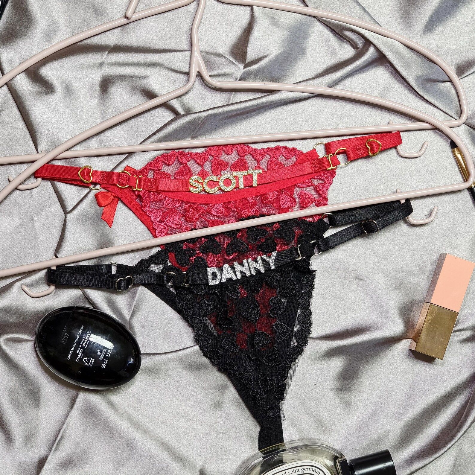 Transfronterizos europeos y estadounidenses sexy de encaje de diamante letras ajustable de cintura baja thongs transparente sexy vacío ropa interior de mujer