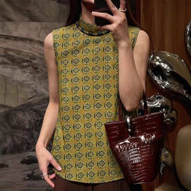 绿色圆领短袖印花套头T恤女2026夏季新款宽松小众设计感大码上衣