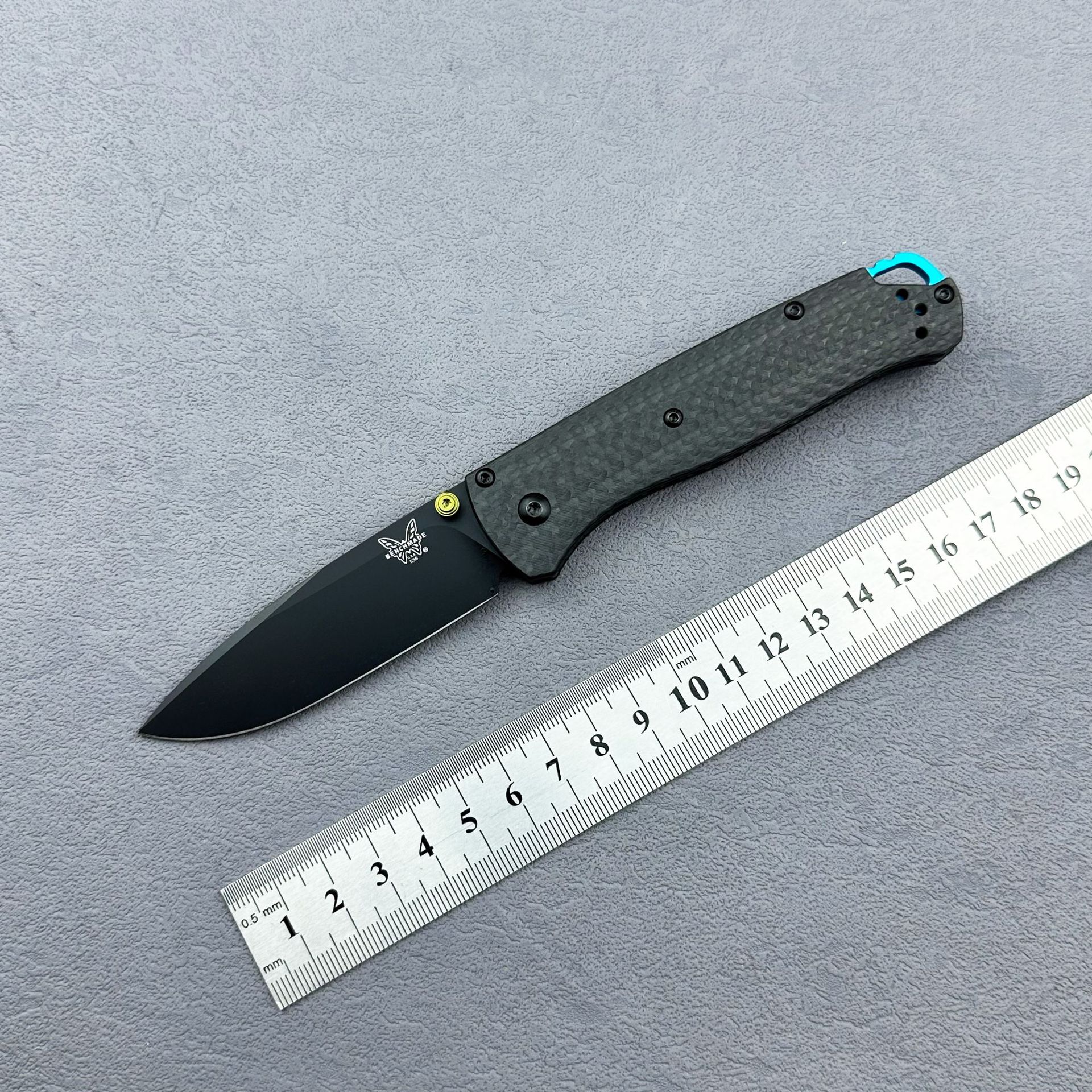 蝴蝶BM535折刀碳纤维手柄新版热销户外野营随身应急锋利水果刀具