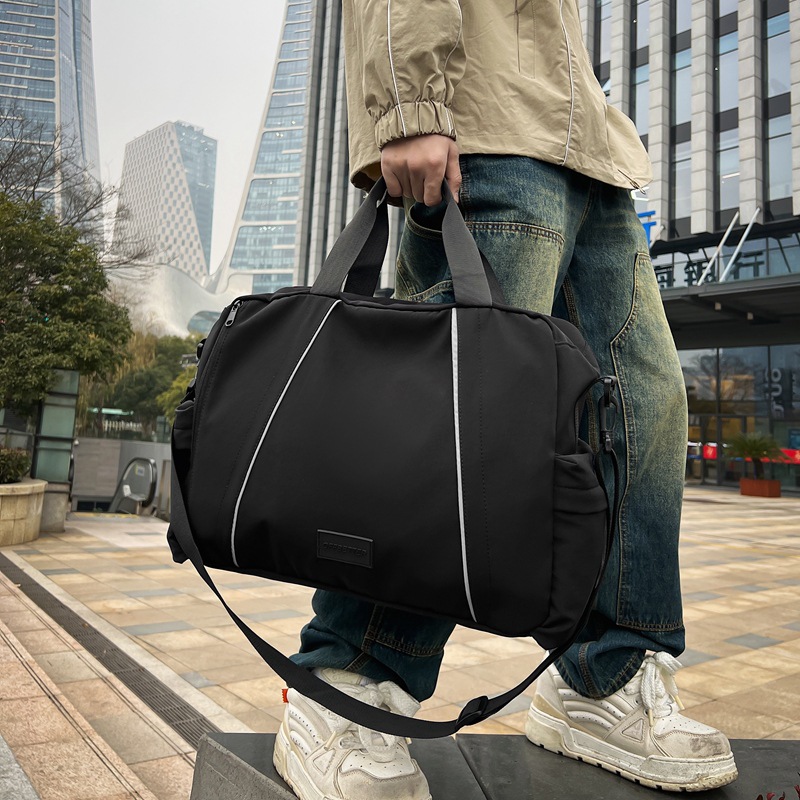 Bolso de viaje de gran capacidad de nailon ligero Bolso de gimnasio deportivo reflectante de ocio multifuncional Bolso de hombro al por mayor
