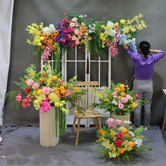 ウェディングシミュレーションドーパミン結婚式の道案内花莫奈花園風軟装花条完成品カラーショーウインドー造景花