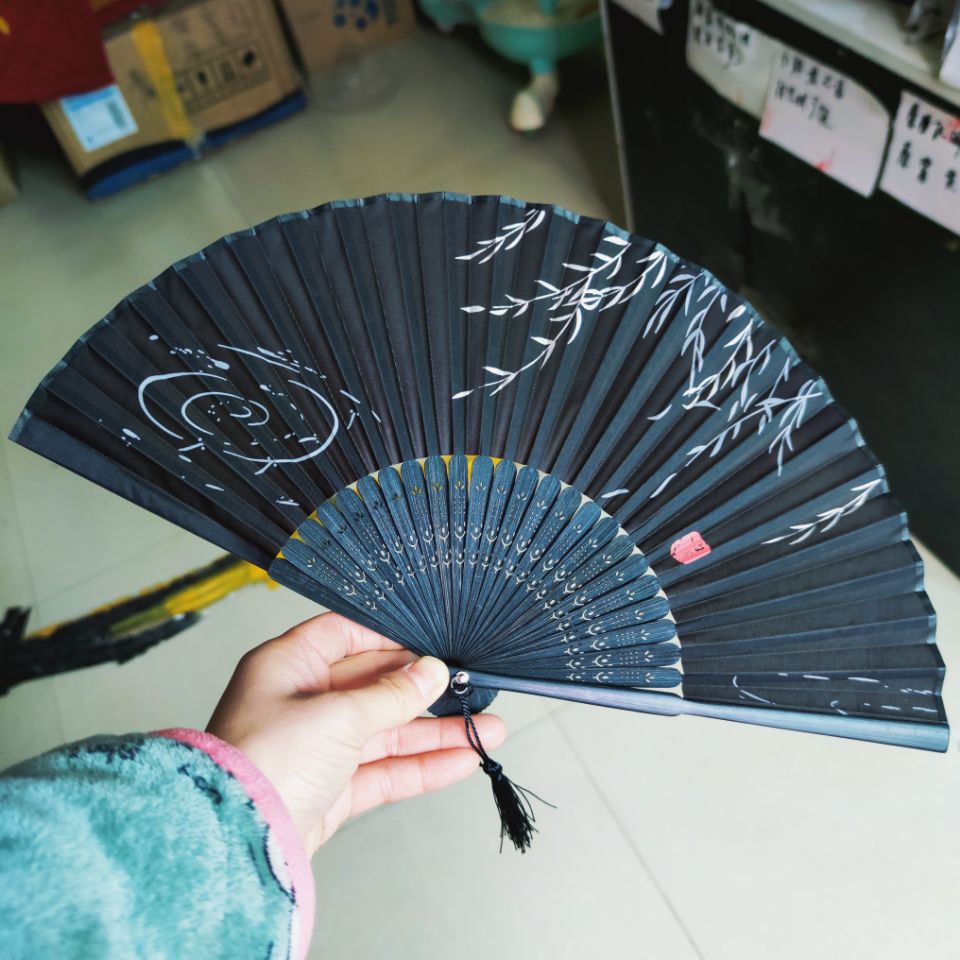 우는 버드나무 이이