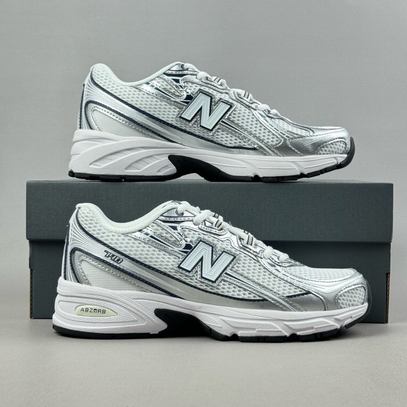 アウトドアの新しいレジャー運動靴NB740レトロなネットの通気性のランニング靴の男女の厚い底の高くなるお父さんの靴|undefined