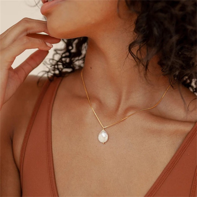304 Stainless Steel Pendant Material Freshwater Pearl Inlay Material Women'S Stainless Steel Freshwater Pearl 14K Gold Box Chain PVD Coated Plated Rose Solid Color Pendant Necklace Imitation Jewelry