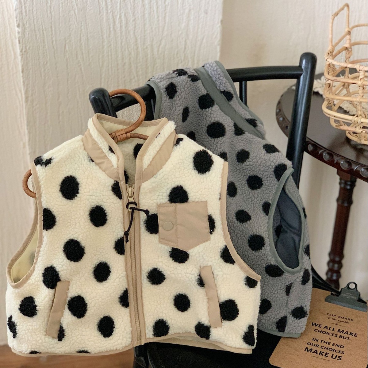 Chaleco para niños 2023 paño azúcar invierno nuevos niños y niñas punto polar forrado chaleco bebé casual superior engrosada