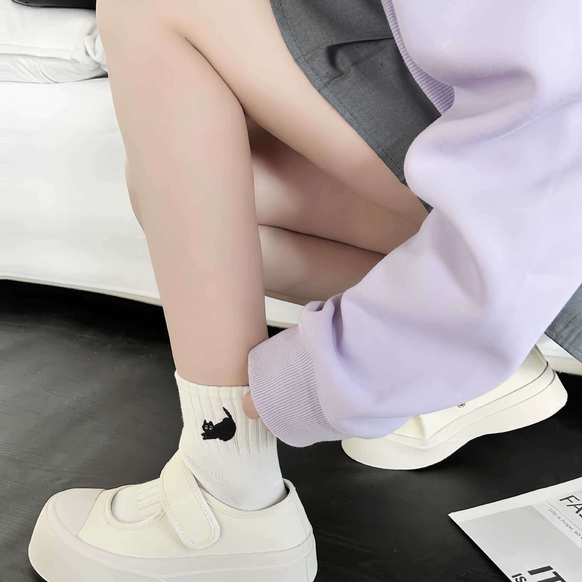 40g Weight Socks Classification Socks Lingerie Type Cute Women's Cat Cotton Crew Socks A Pair