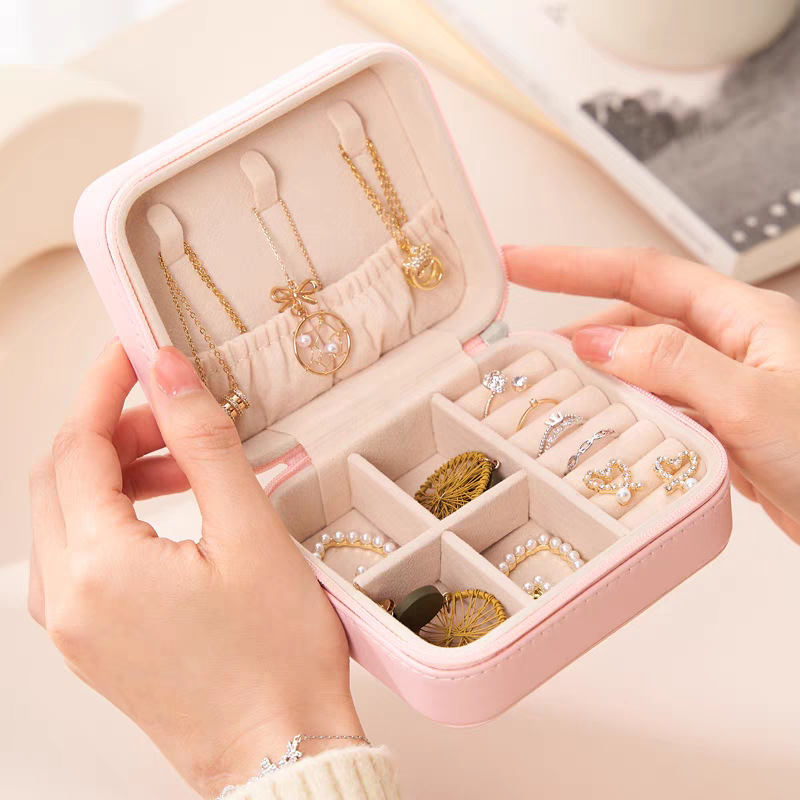 Mini Jewelry Box Storage Box Bag Small Pu Necklace Earrings Earrings Ring Jewelry Box Portable Jewelry Box Wholesale