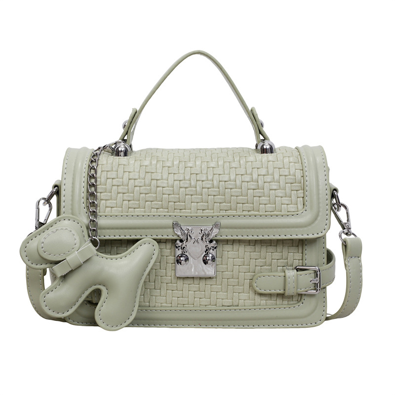 Este año, la moda diaria de mujeres 2026 nueva moda extranjera trenzada oblíqua bolsa de tela nicho bolso de mano pequeño image 7
