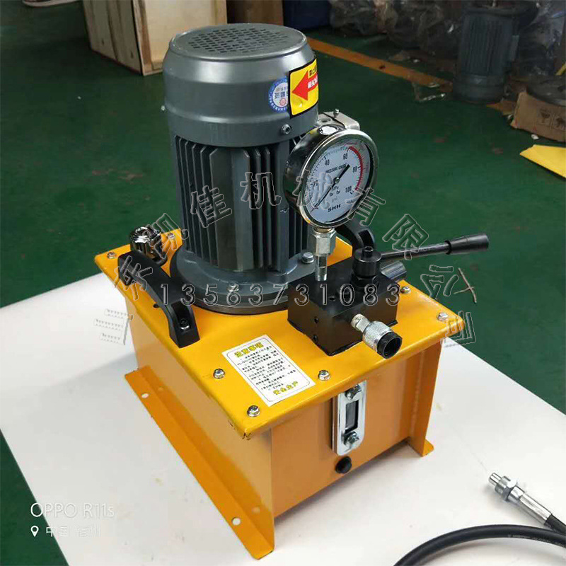 山东济宁液压千斤顶 分离式千斤顶 同步液压吨位千斤顶