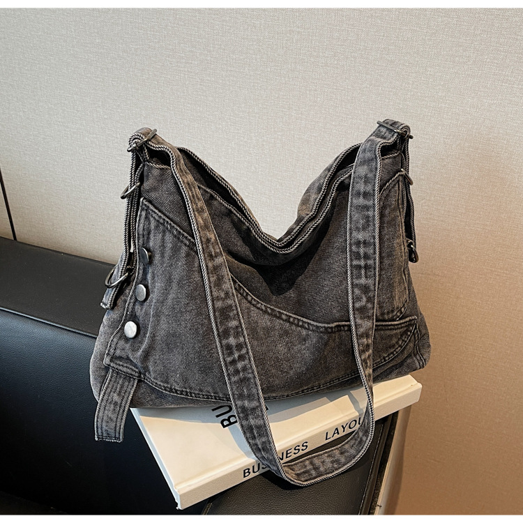 Bolso de mezclilla de gran capacidad para mujer 2025 verano nuevo estilo coreano retro bandolera bolso de viaje casual