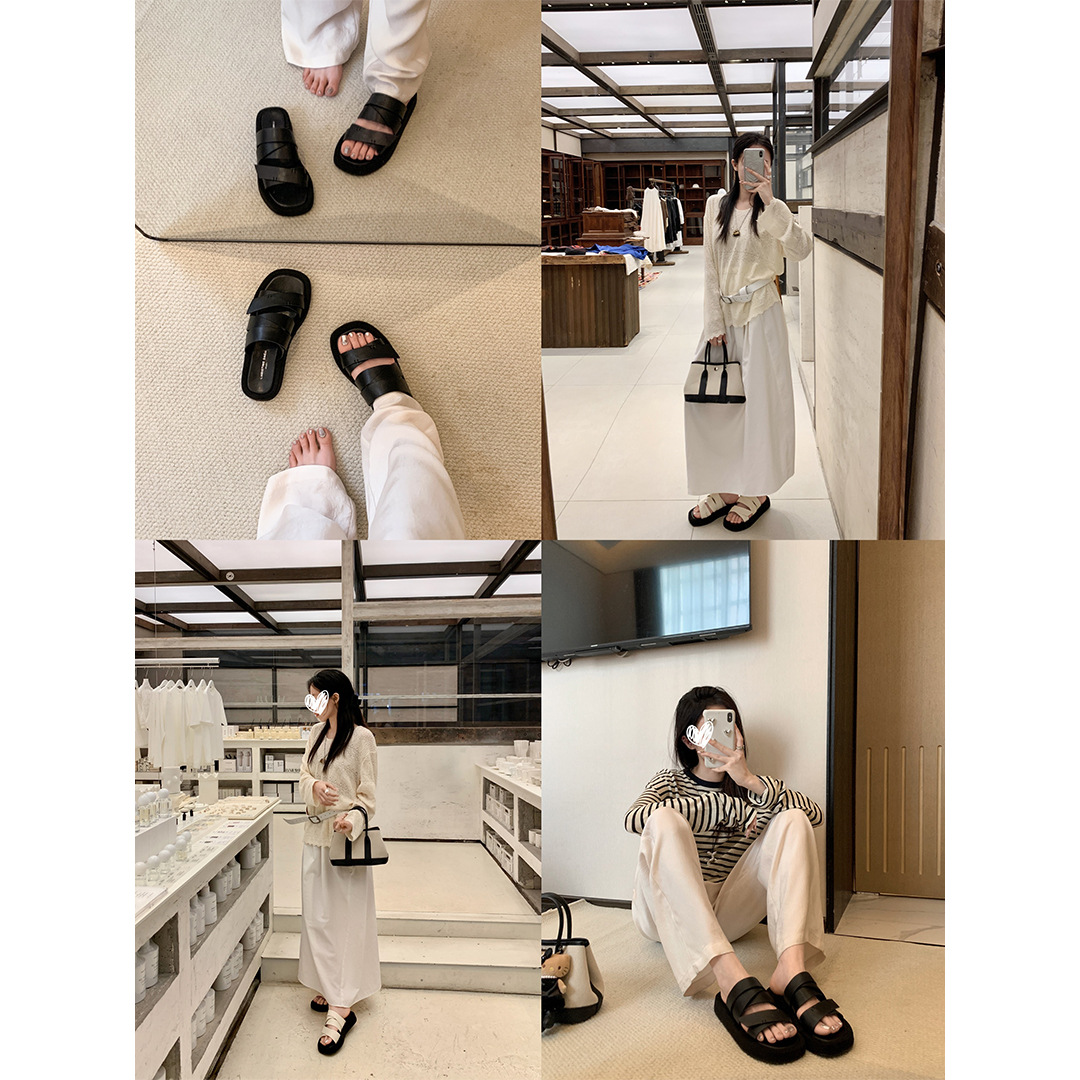 Versión de piel de oveja ~ Su Yinyin con punta cuadrada, suela gruesa, zapatillas de ocio de vacaciones en la playa, sandalias y zapatillas de verano para mujer