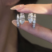 �䵭�L�M����ζ�ᔾ����p�ݸ߼��ж��h���|�ٴ��OӋ��С�����Ů