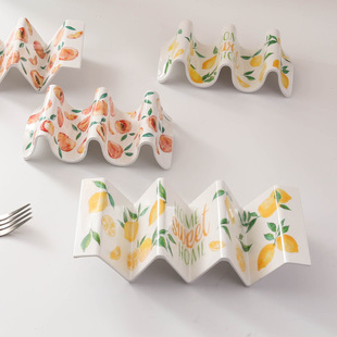 Factory wholesale creative Mexican corn flour melamine burrito V-shaped crisps chicken roll holder Taco holder