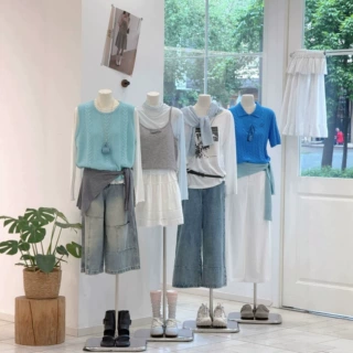 深圳南油一二线品牌女装杂款连衣裙套装特卖实体摆摊直播货源批发