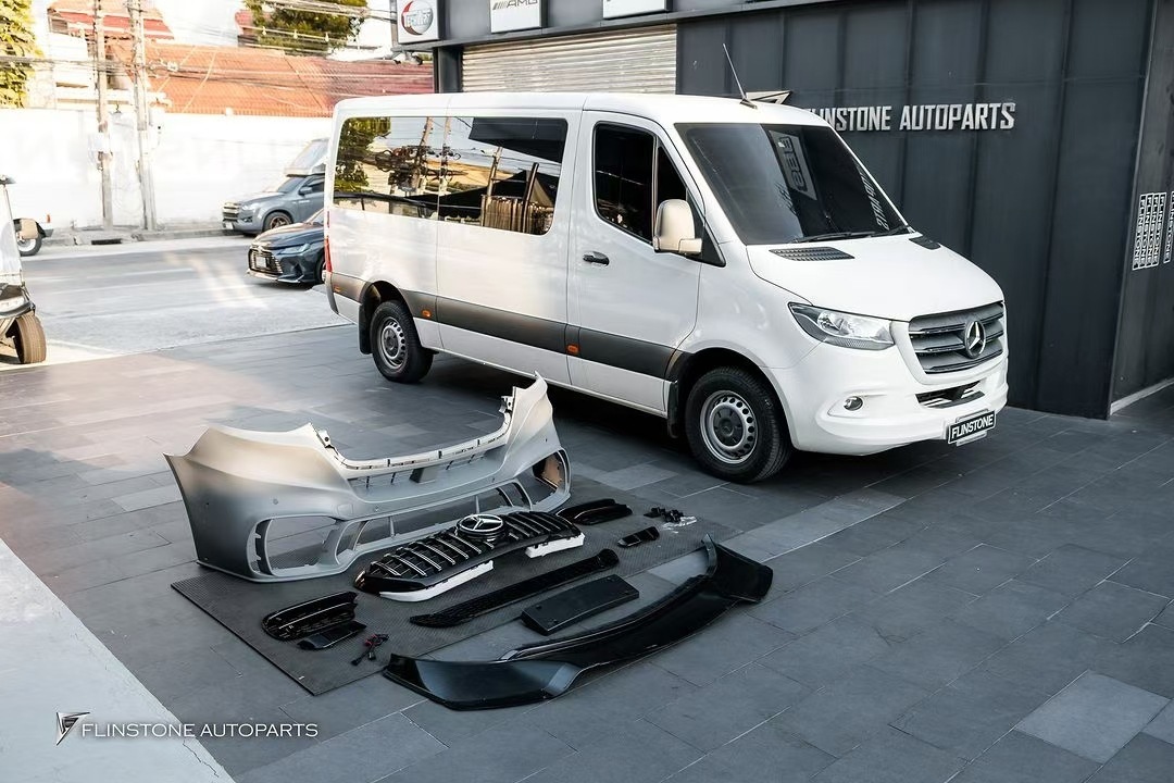Suitable for 09+ Spitzen W906 models, offering a new 907-style front bumper, grille, and sporty exterior with a full body kit