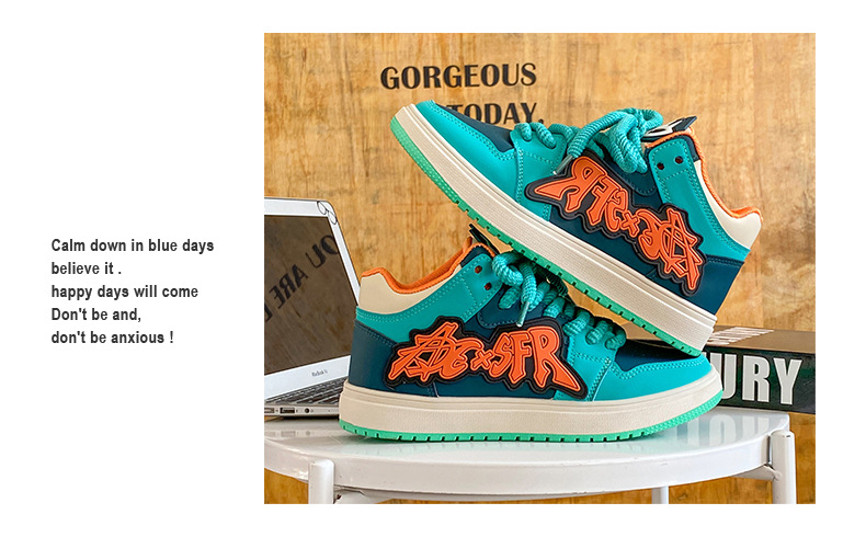 新益美 板鞋男新款小恶魔潮鞋运动时尚休闲高级板鞋