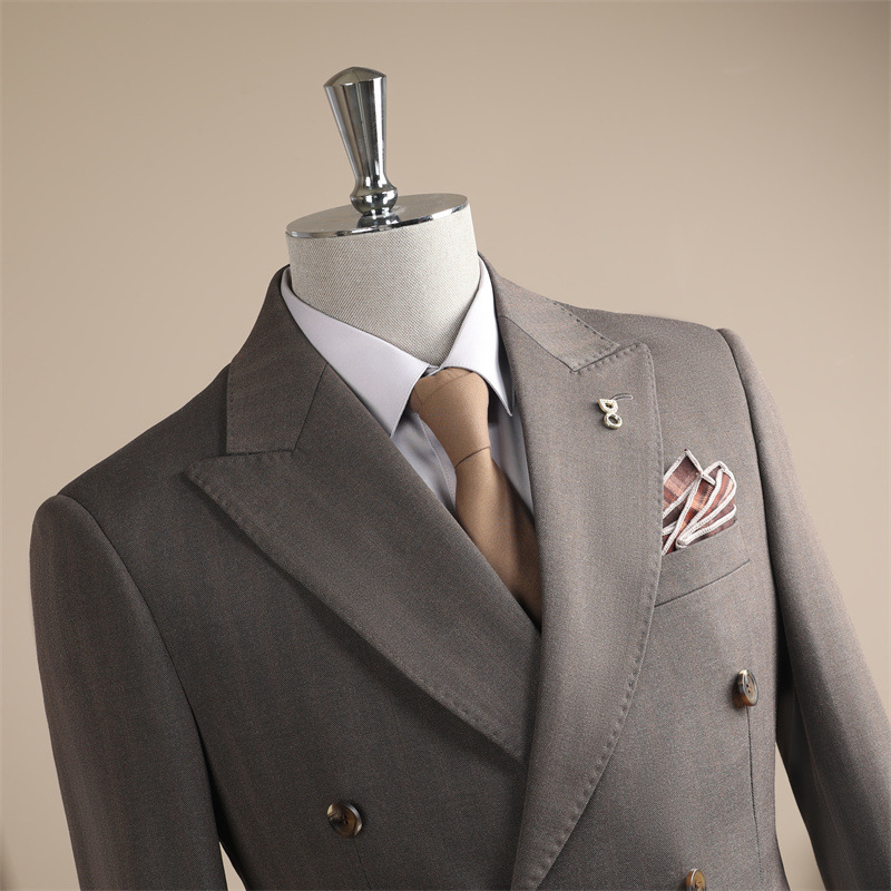 Moderner, zweireihiger Anzug mit Blazer und Hose | Business Casual, Hochzeit, Auftritt, formelle Kleidung für Herren_voghion.com