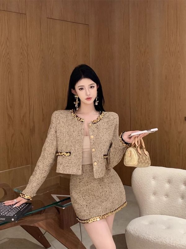 法式小香风套装粗花呢亮片长袖短外套女秋冬穿搭包臀半身裙两件套|undefined