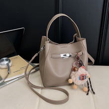 �羳�ﶬ������֦�yˮͰС���Ů2025�¿�r�аٴ��p�݆μ�б���