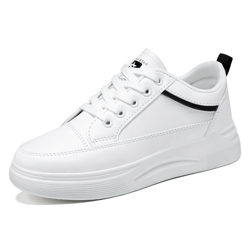 Zapatos blancos para mujeres 2024 primavera nueva venta caliente de aguas abajo zapatos de tablero de estudiantes estilo coreano zapatos de plataforma de altura oculta zapatos de mujer casual