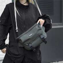 日系原宿潮搭胸包男女中性黑机能包韩国ins复古大容量工装斜挎包