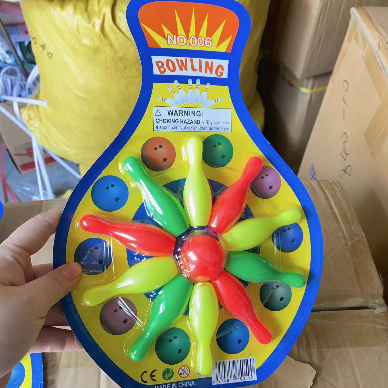 Juego de pelota de juguete para niños color de eyección de cartón bolos puesto de juguete conjunto mercado nocturno 2 yuanes grandes almacenes al por mayor