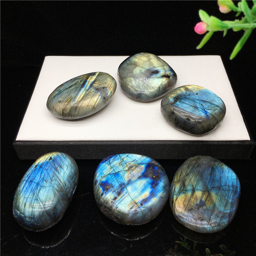 Amazon's best-selling natural crystal labradorite moonstone handle piece raw stone mine mark blue moonlight play ornament