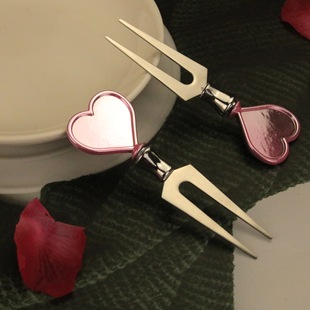 UV plated pink love fork glue pattern LOGO two fork fruit fork children's fork cute heart-shaped cake fork