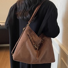 新款休闲2025河北白沟箱包大容量质感单肩托特新款简约斜挎双肩包