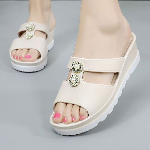 Women's Summer Outdoor Wear Thick Sole High Slope Heel Slip-Resistant Polished Cake Shoes New Fashion Cooling Shoes