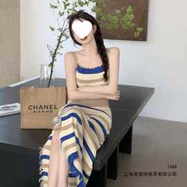 设计感流苏条纹吊带连衣裙女夏季辣妹修身无袖背心包臀t恤长裙子