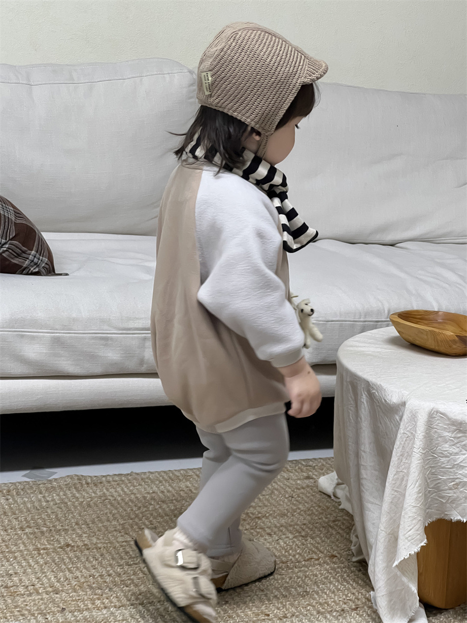 Ropa infantil de otoño y invierno 2024 ropa de bebé de salida 2024 ropa de otoño y invierno ropa infantil coreana de color combinado con ropa de escalada de tercife