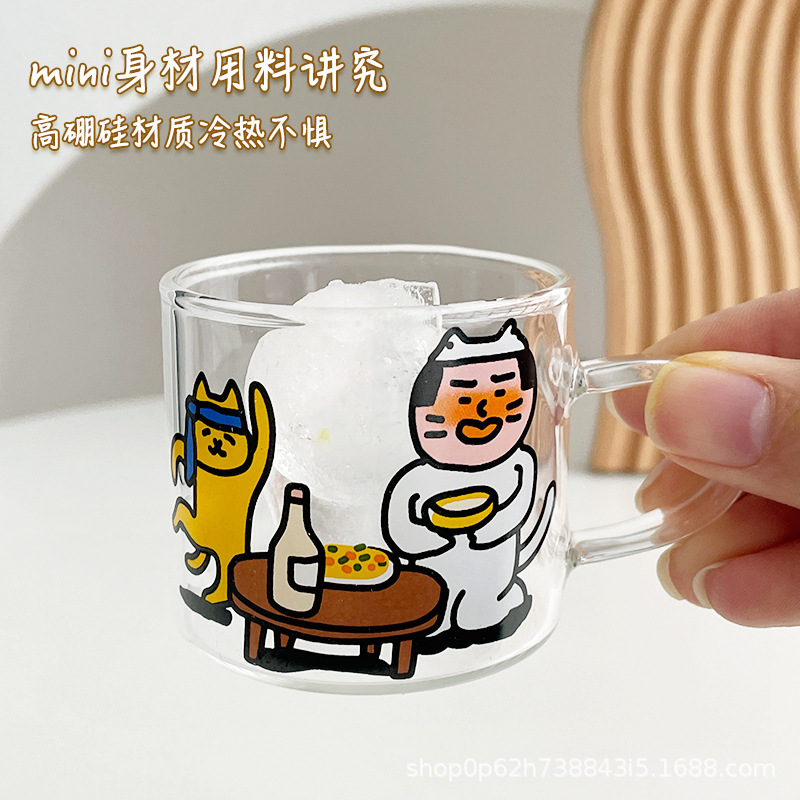 高ホウ素シリコンガラスの小さい杯の日本式の清杯のセットの家庭のかわいい取っ手の白い杯の接客の焼酎の杯|undefined