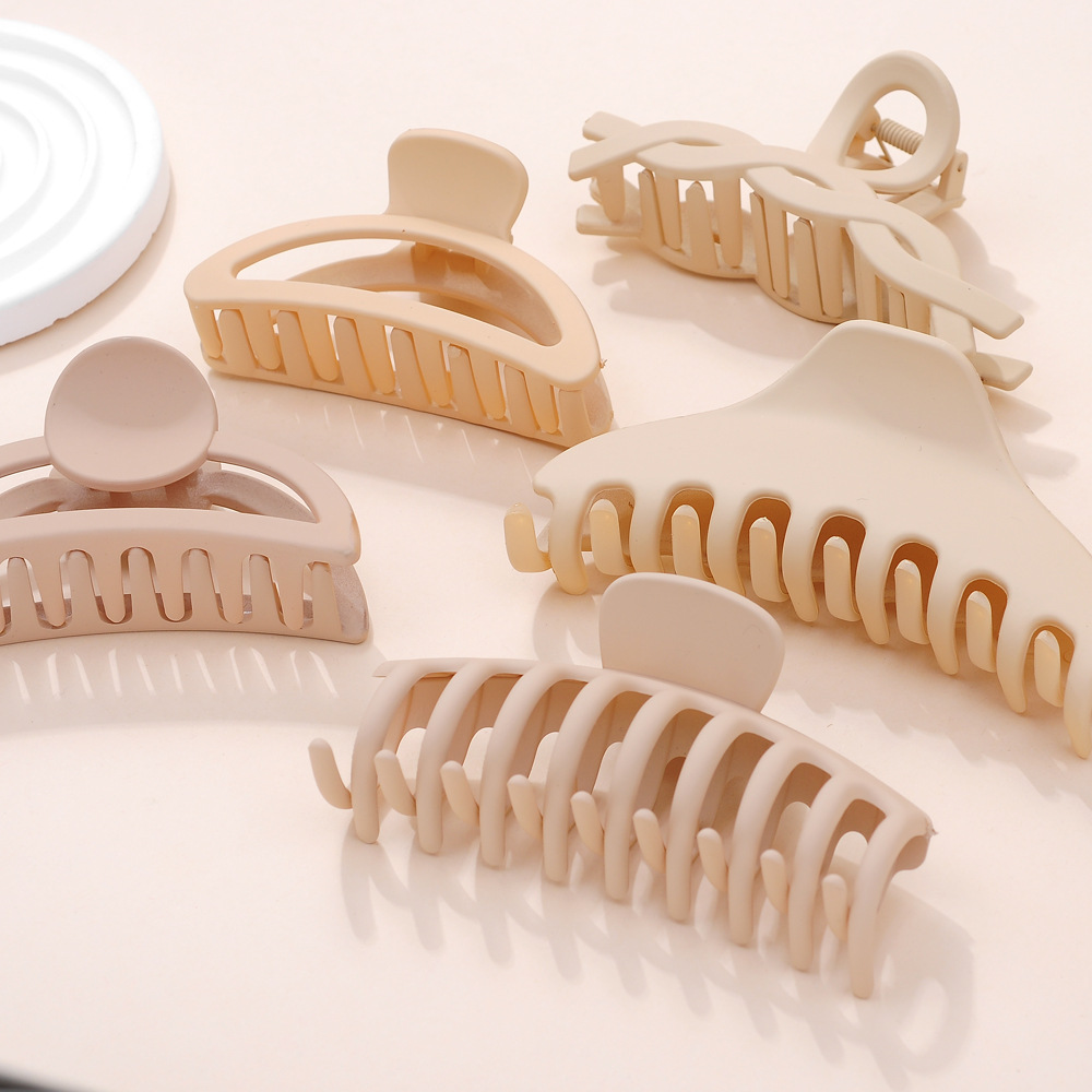 Verano nuevo Gran Tiburón clip de leche marrón simple todo partido diario pelo clip updo lavado de cara simple temperamento horquilla