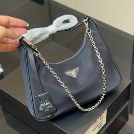 P家25春夏季新款小羊皮拉链包手提单肩斜挎包高品质1BH204通勤