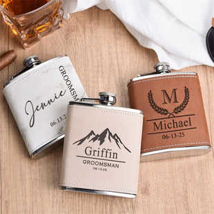 Wholesale stainless steel hip flask protective holster portable portable small hip flask holster laser engraved wine flask holster