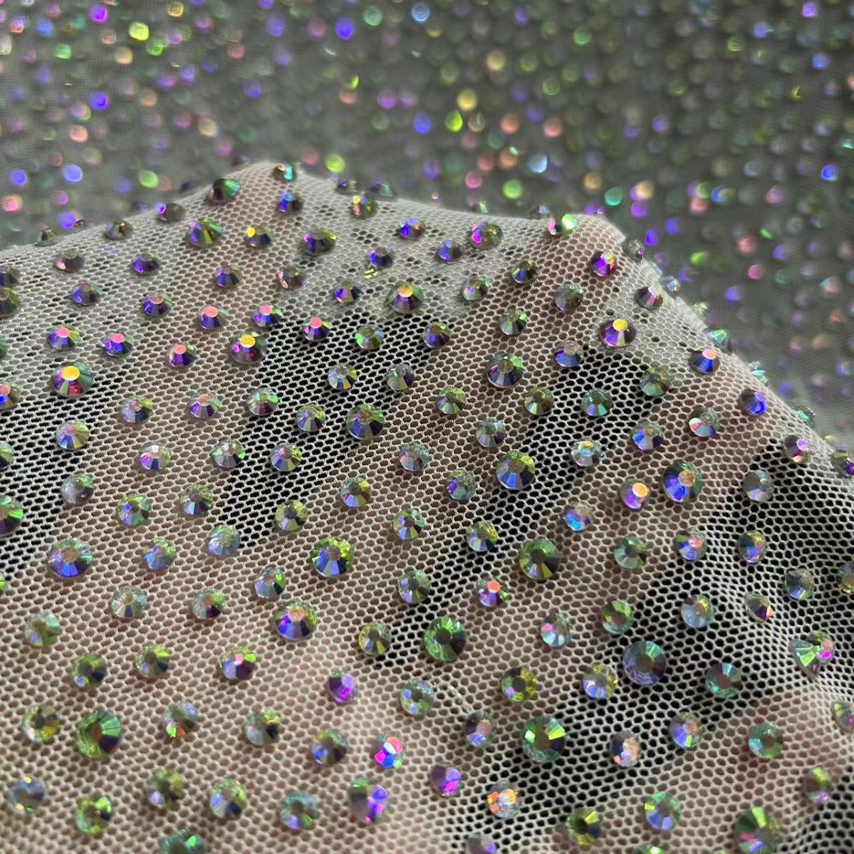 厂家直销   网布烫钻加工 高档  仿奥钻 辅料服饰 鞋配件 烫钻