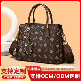 ���ƚ��|����Ů���r�аٴ�С���μ�����������ļ�Ůʿ��ˮͰ��