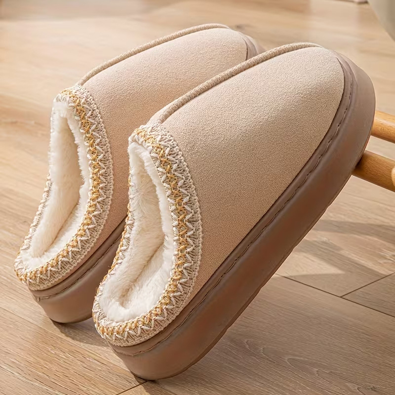 Zapatillas de algodón transfronterizas zapatillas de invierno ligeras calentadas zapatillas de algodón en el hogar medio trapeador de fondo grueso de algodón de peluche