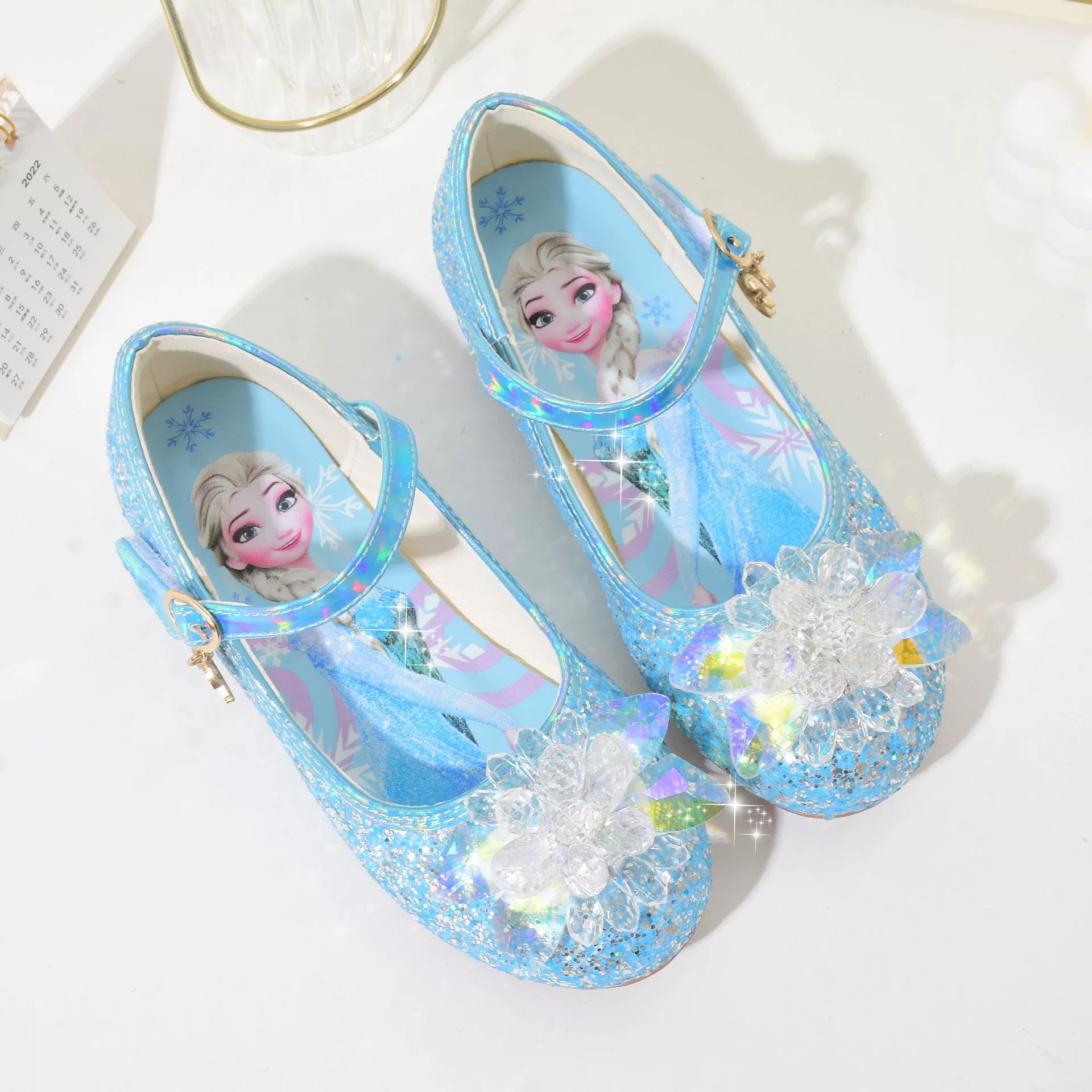 Кристалл обувь для девочек Новый Аиша Принцесса обувь весна и осень детские мягкие подошвы кожаные туфли Замороженные Детская обувь