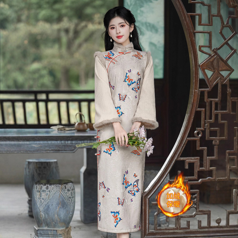 2025 New Autumn and Winter New Chinoiserie Stand-Up Collar Jade Rabbit Jacquard Slightly Flared Cuffs Fleece-Lined Cheongsam Dress Lx2654
