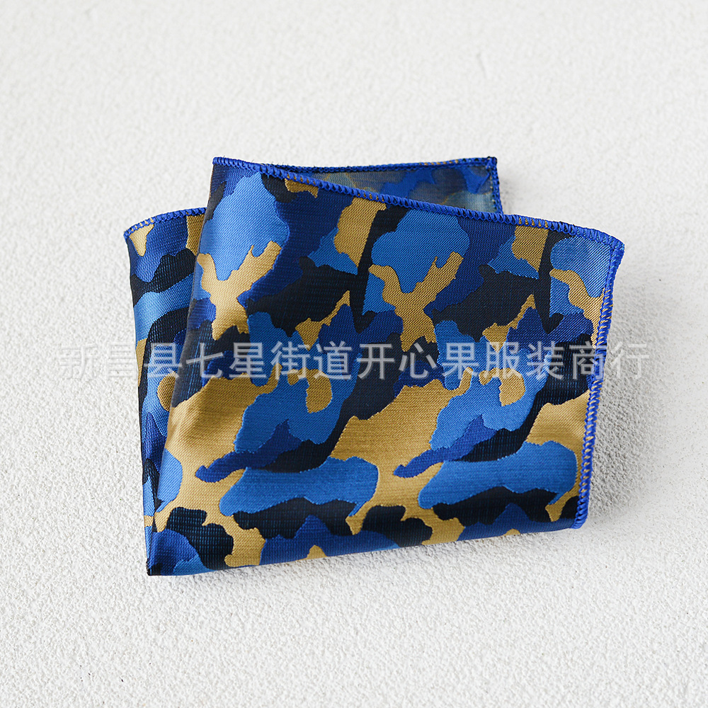 Traje de hombre pequeña bufanda cuadrada fábrica al por mayor moda poliéster accesorios de moda Vintage bordado patrón Toalla de bolsillo ropa de hombre