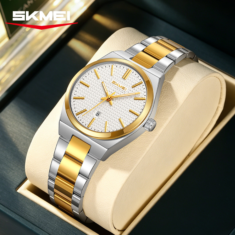 Momento de belleza de acero dorado reloj de cuarzo 30 metros calendario impermeable reloj de mujer clásico comercio exterior al por mayor spot transfronterizo