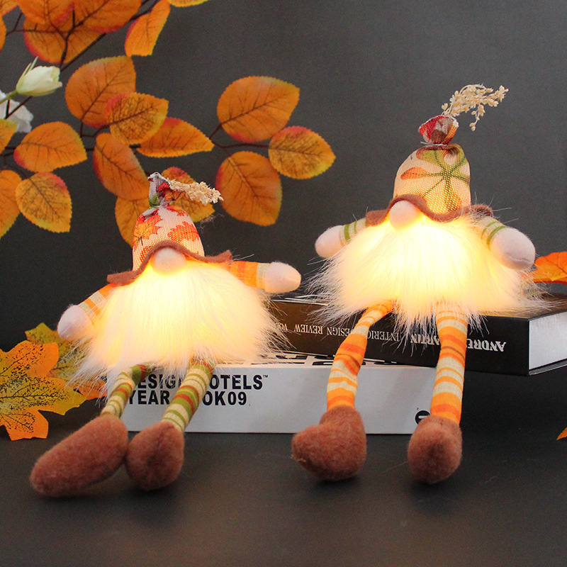 Hong Kong Love Cross-border Harvest Festival Long Legs Faceless Doll Autumn Luminous Maple Leaf Rudolph Doll Scene Decorations