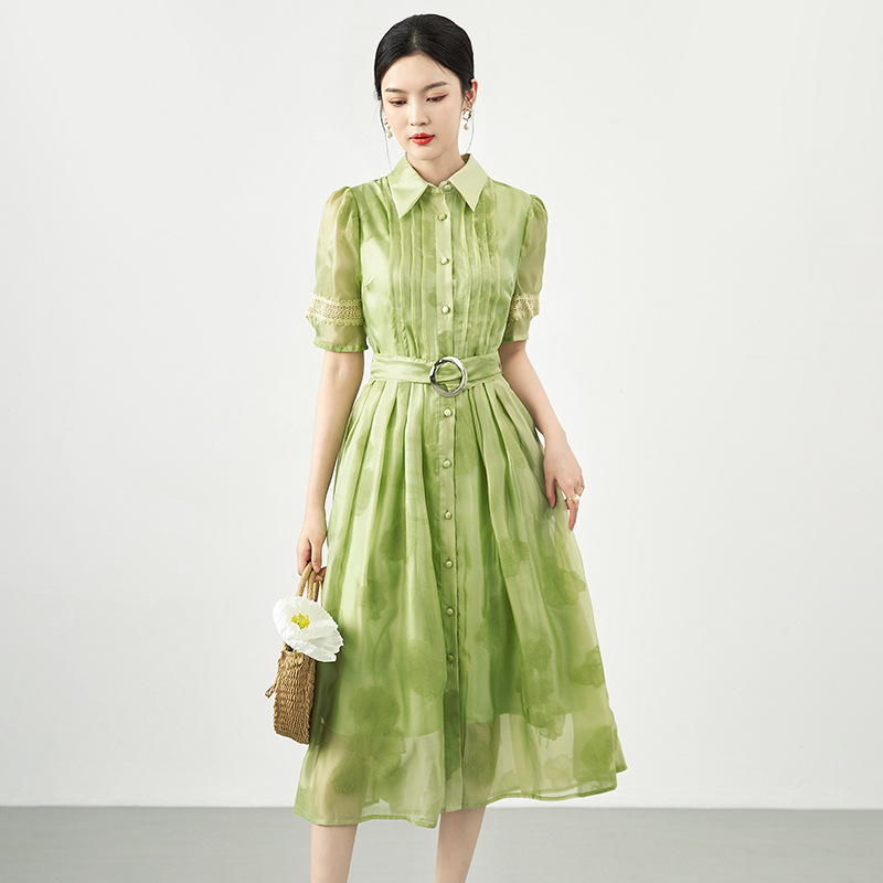 2415405 - Màu xanh lá cây Matcha