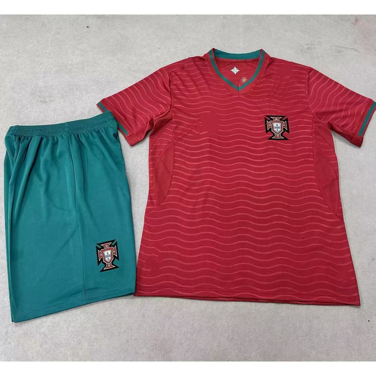 Equipación de casa de Portugal 2026